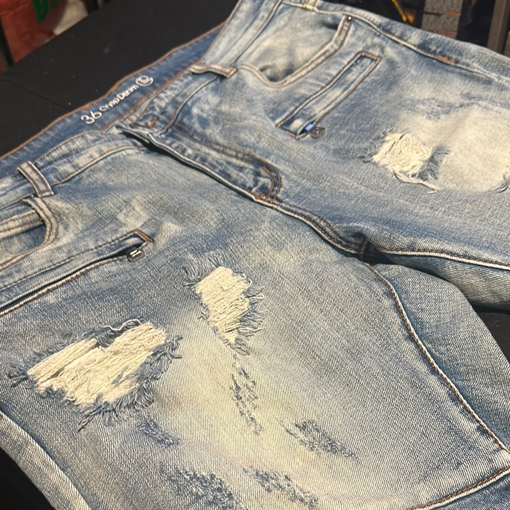 Crisp Denim Jeans - Distressed Blue